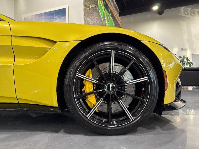 Used 2019 Aston Martin V8 Vantage Sports Plus & Tech collection image 87