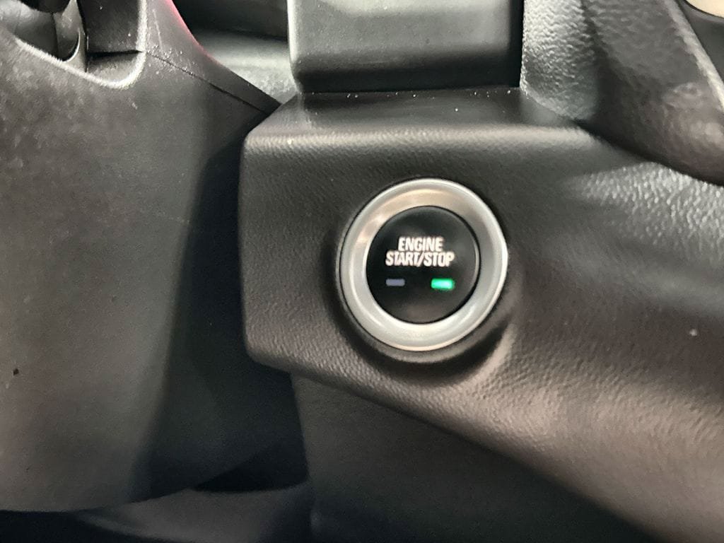 Used 2023 GMC Terrain SLE FWD image 23