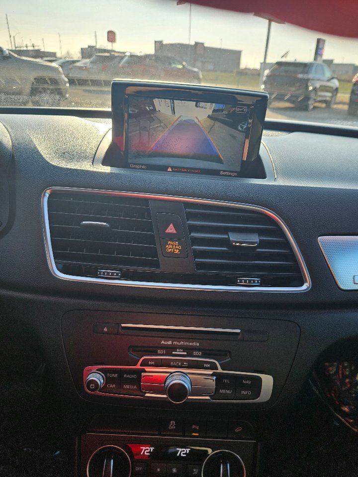 Used 2016 Audi Q3 2.0T Premium Plus w/ Technology Package image 15