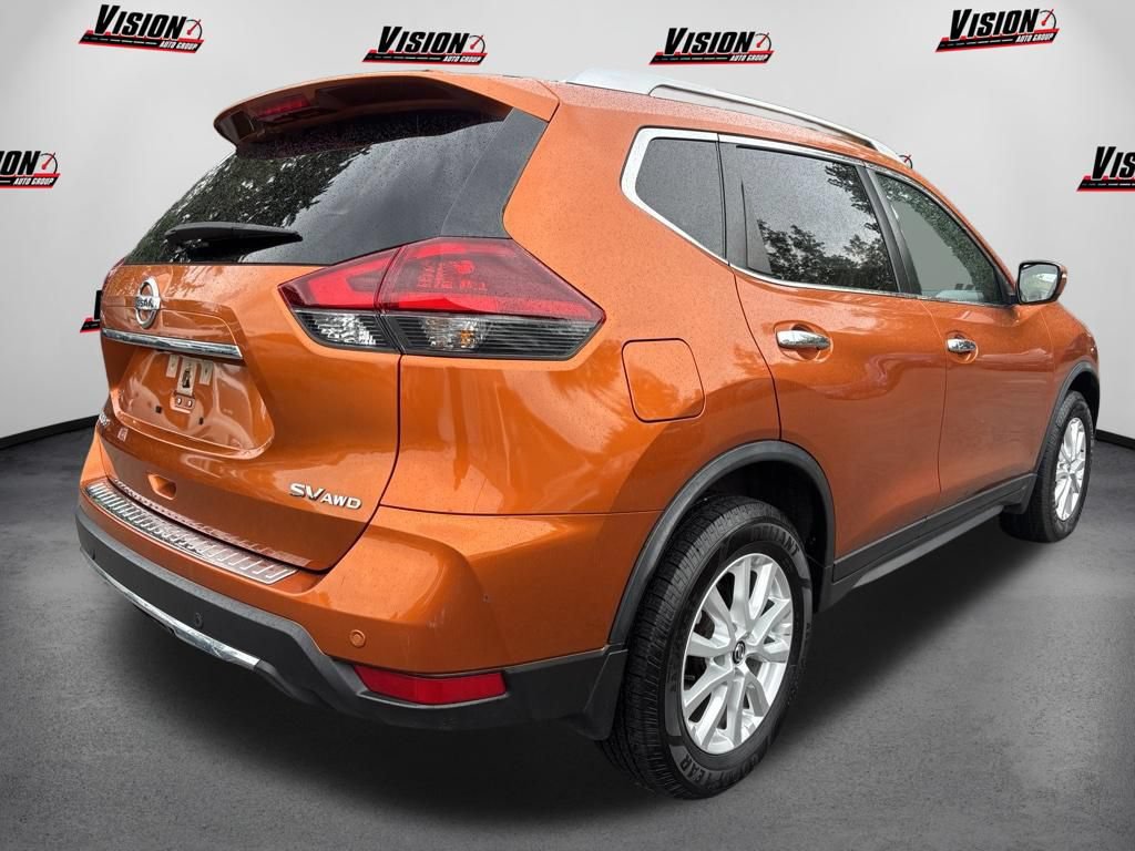 Used 2020 Nissan Rogue SV AWD/4WD image 5