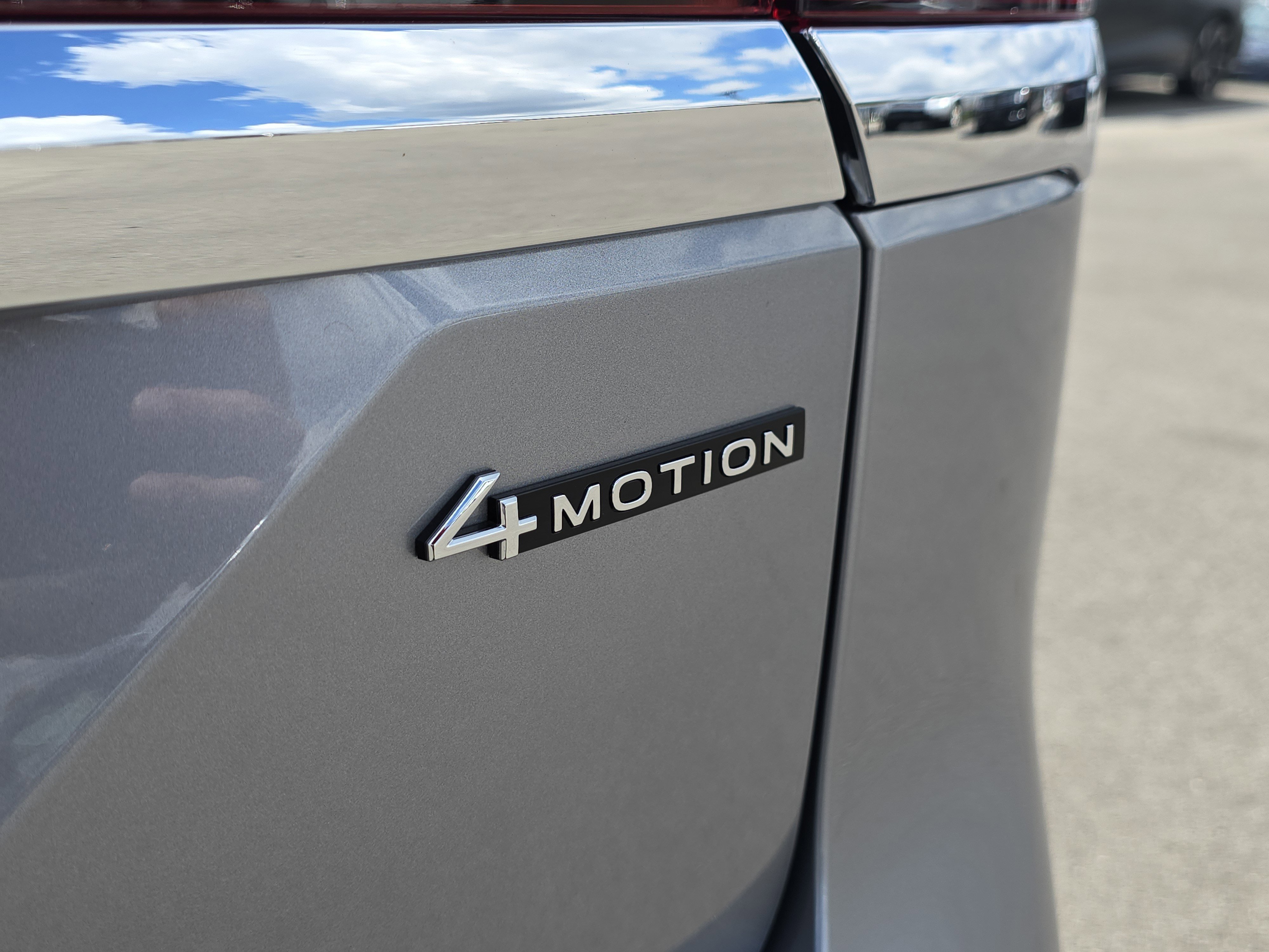 New 2026 Volkswagen Atlas SEL Premium R-Line image 12