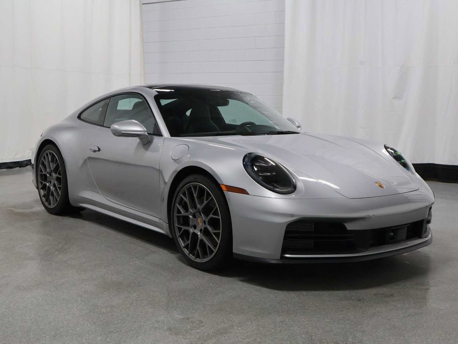 Certified 2025 Porsche 911 Carrera RWD image 13