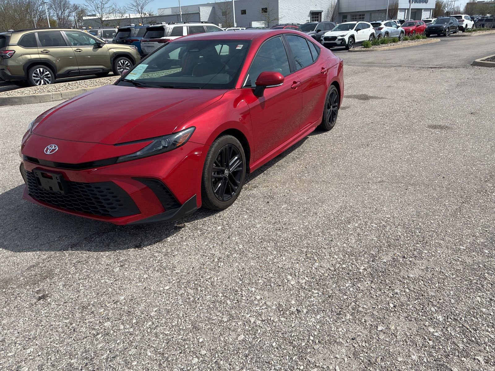Used 2025 Toyota Camry SE FWD image 7
