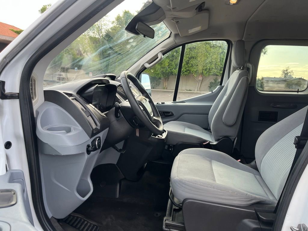 Used 2017 Ford Transit 350 XLT RWD image 21