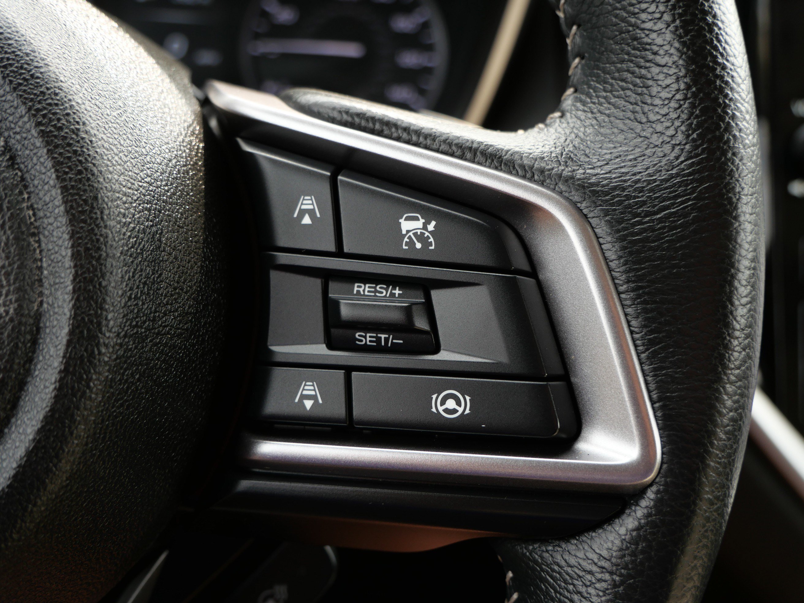 Used 2024 Subaru Ascent Limited w/ Technology Package AWD/4WD image 29