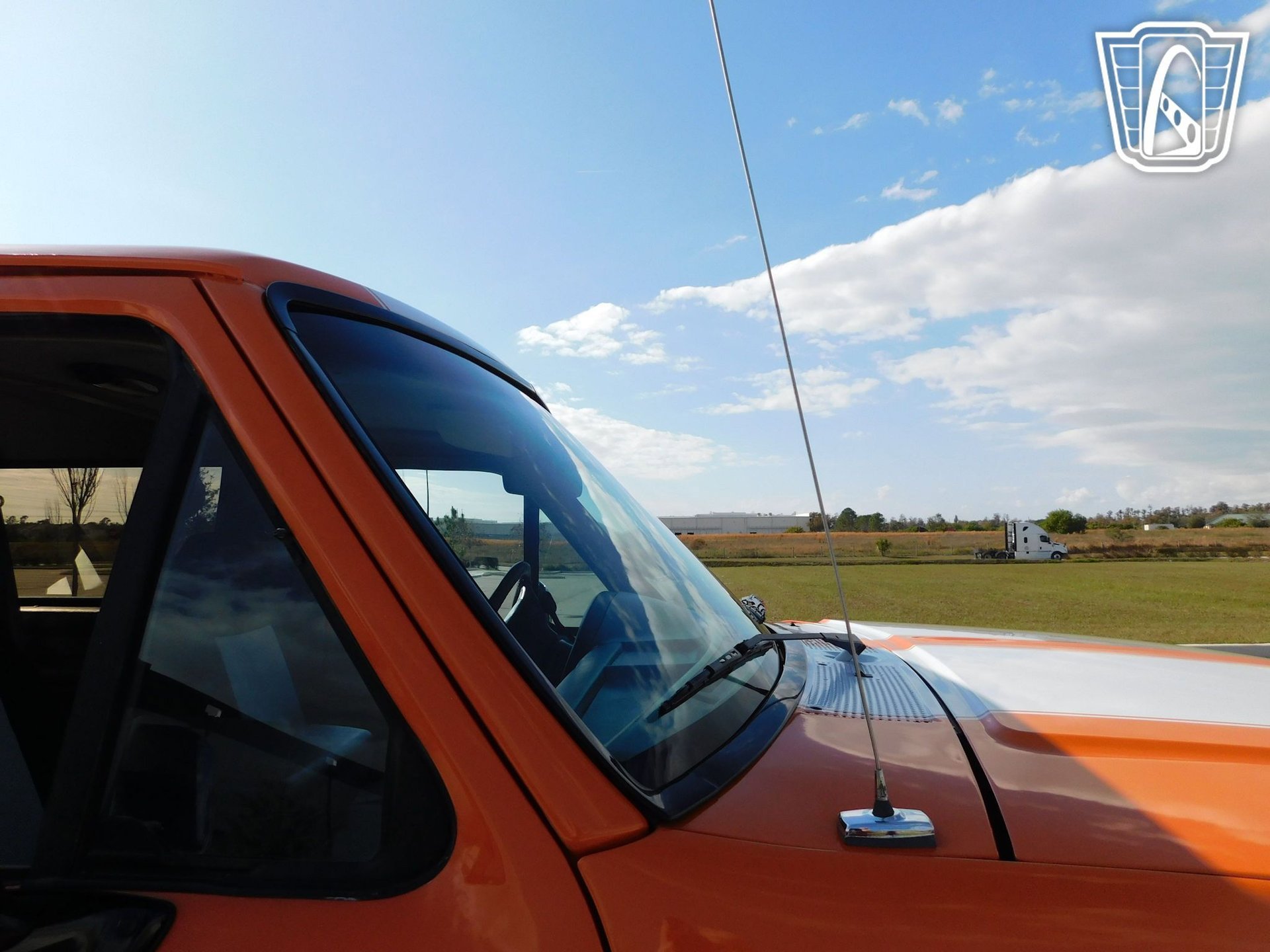 Used 1996 Ford Bronco image 14