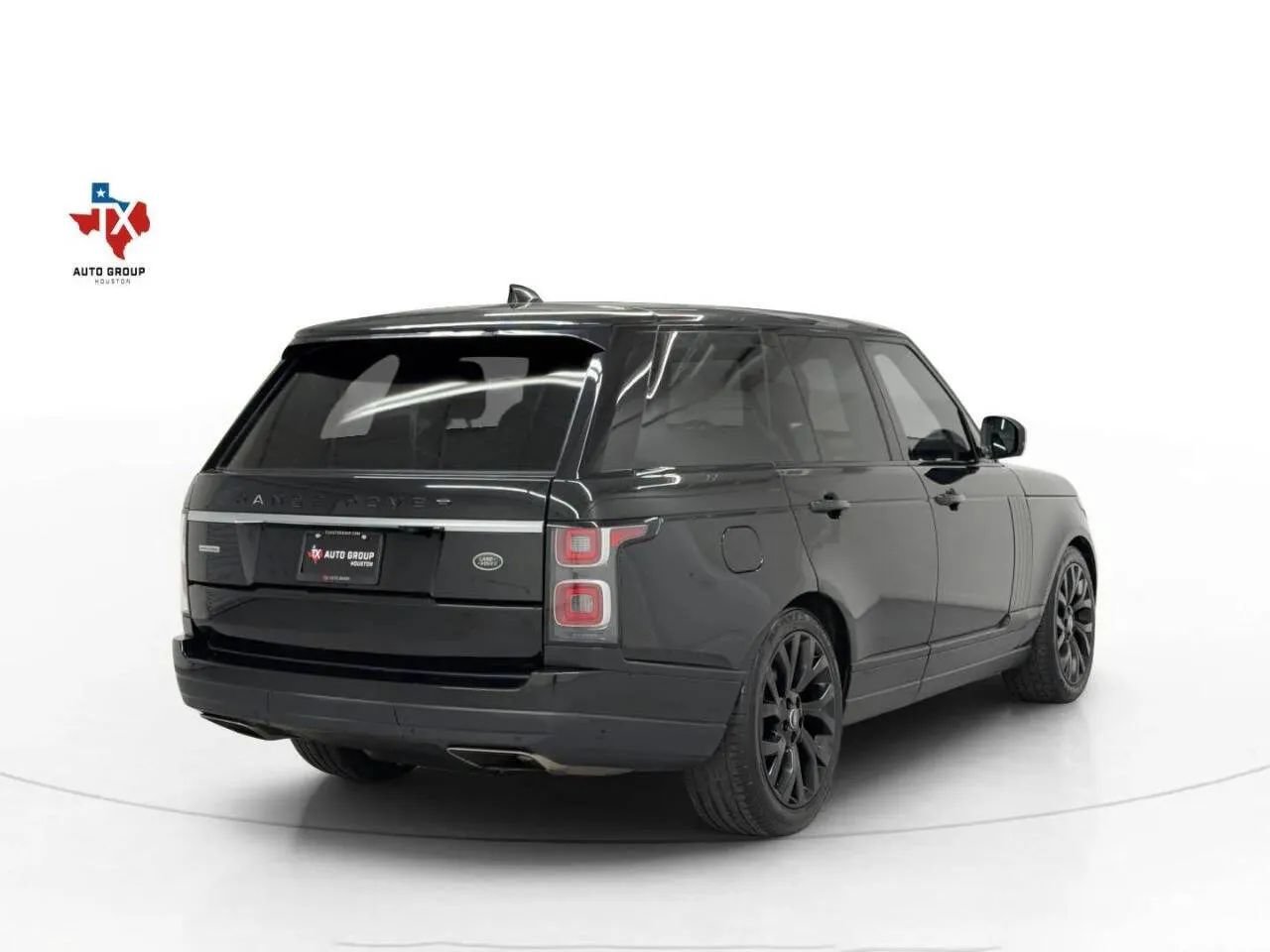 Used 2018 Land Rover Range Rover Supercharged AWD/4WD image 6