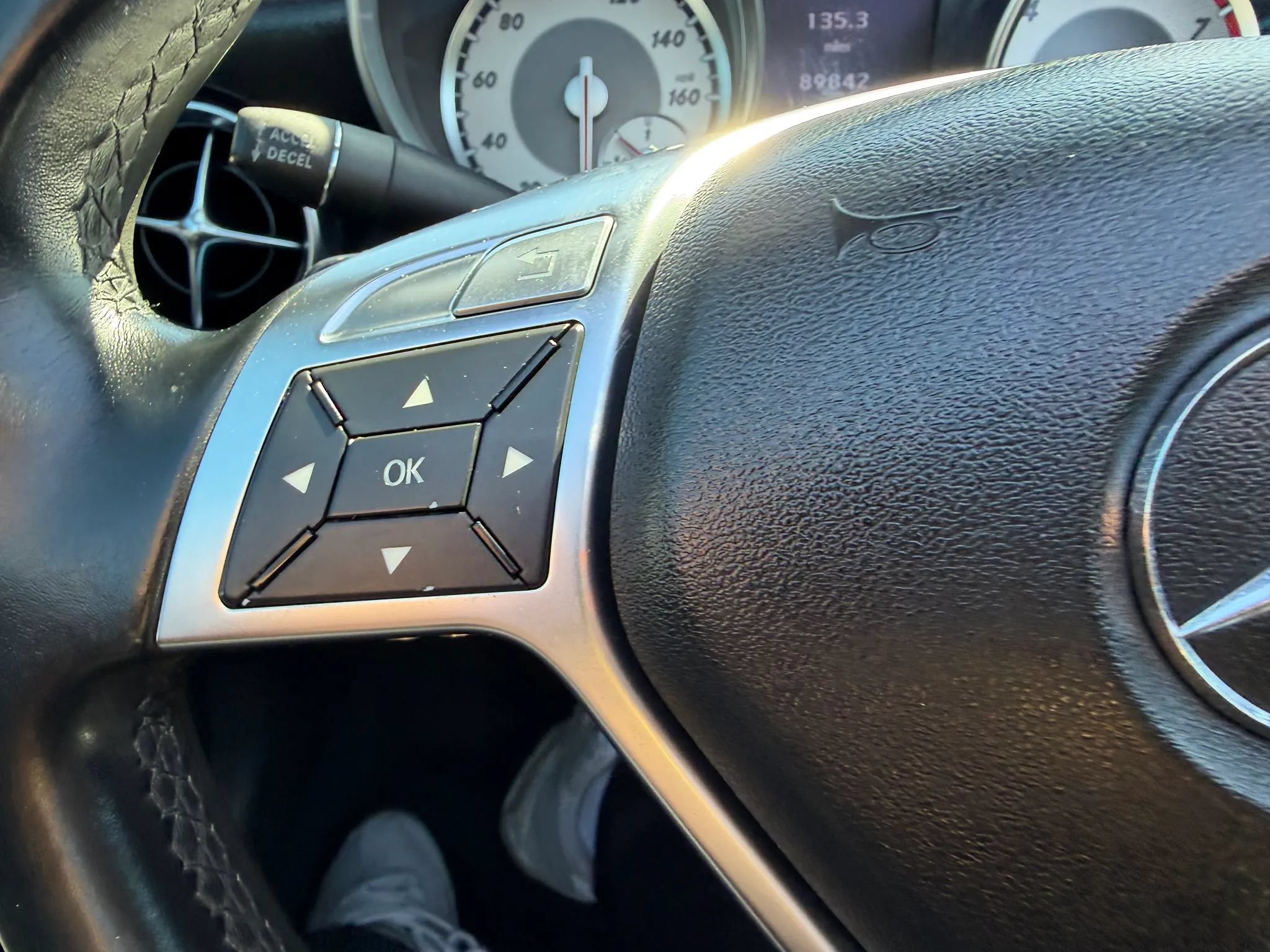 Used 2012 Mercedes-Benz SLK 250 w/ Premium I Pkg image 25