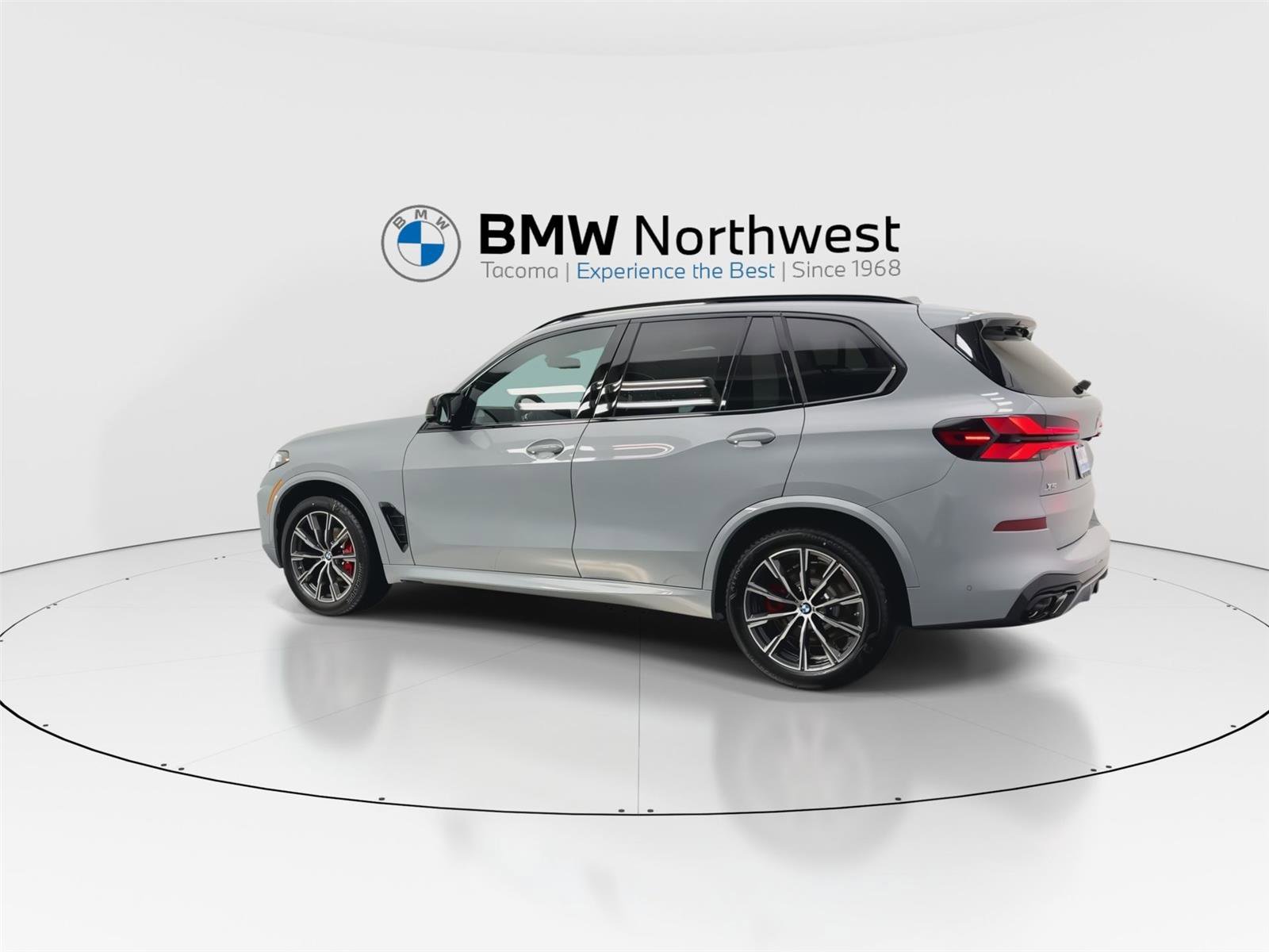 New 2026 BMW X5 M60i image 11
