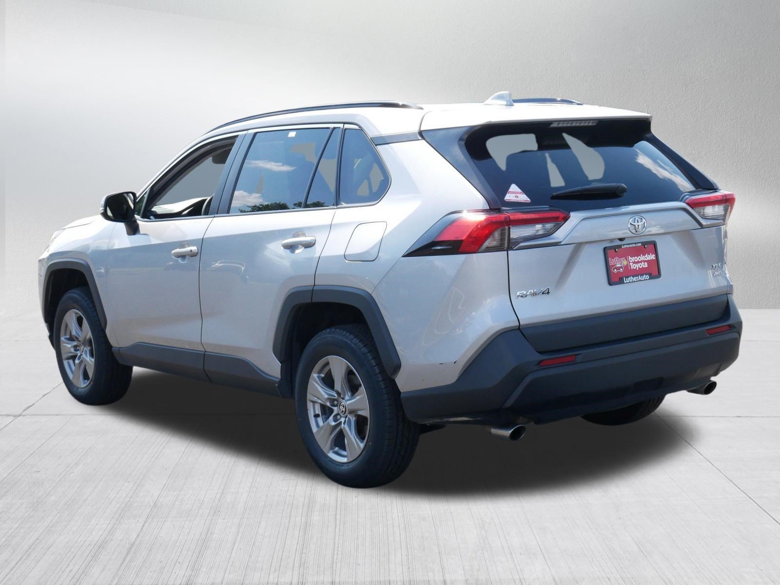 Certified 2025 Toyota RAV4 XLE AWD/4WD image 5
