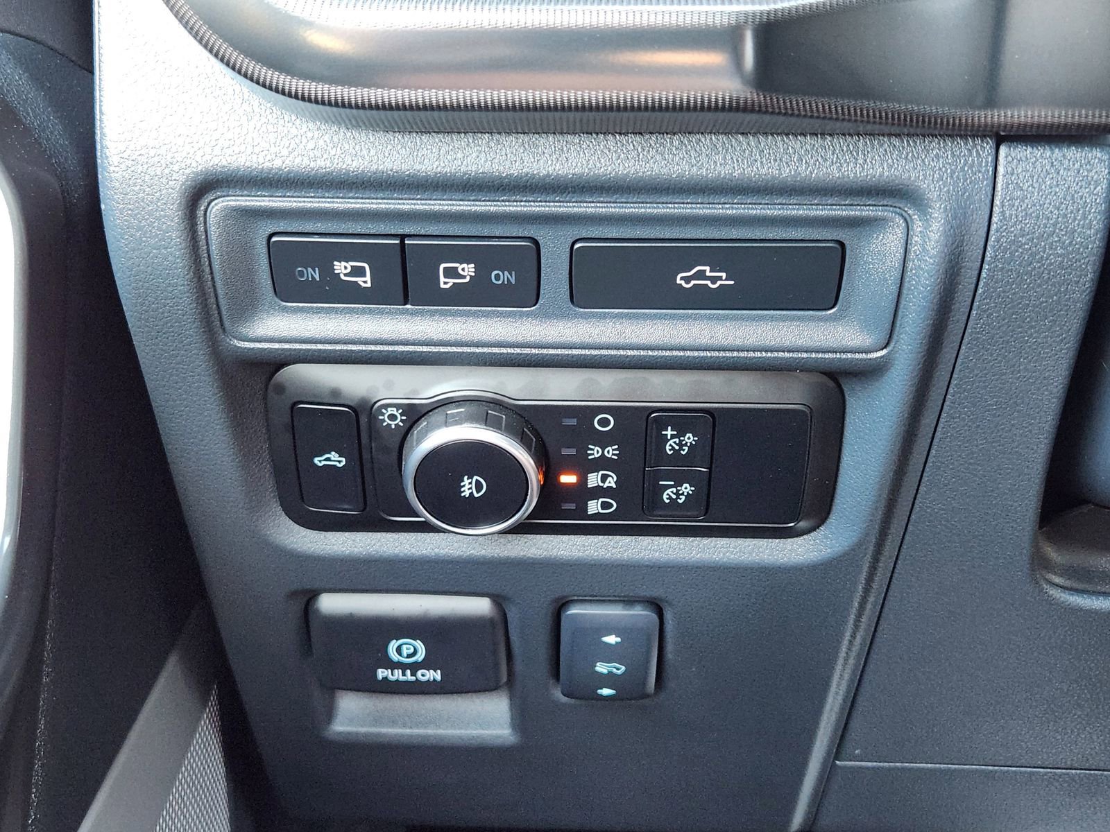 Used 2024 Ford F150 Lariat w/ Bed Utility Package image 25