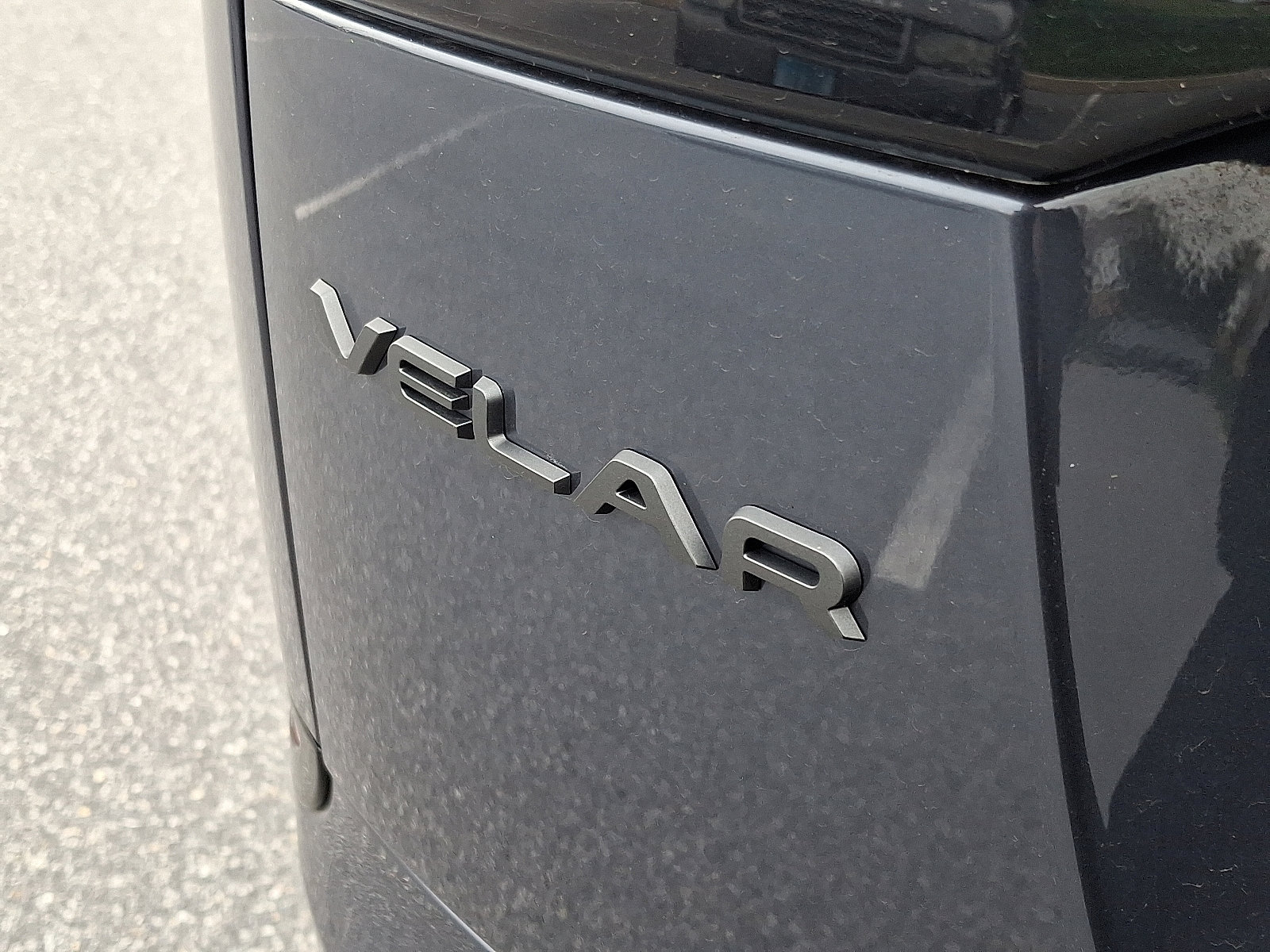 Used 2026 Land Rover Range Rover Velar Dynamic SE image 29