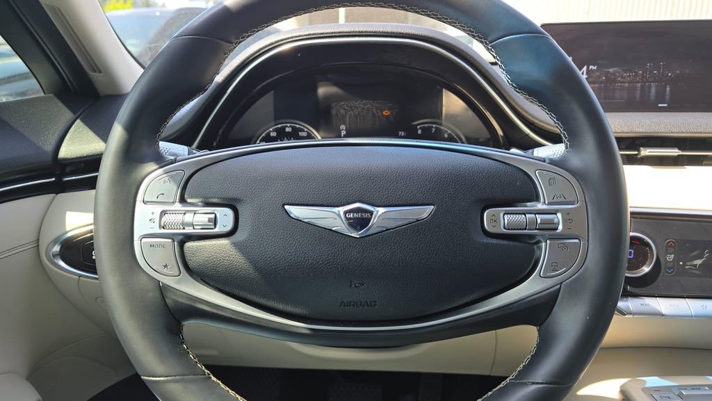 Used 2022 Genesis GV70 2.5T w/ Advanced Package AWD/4WD image 27
