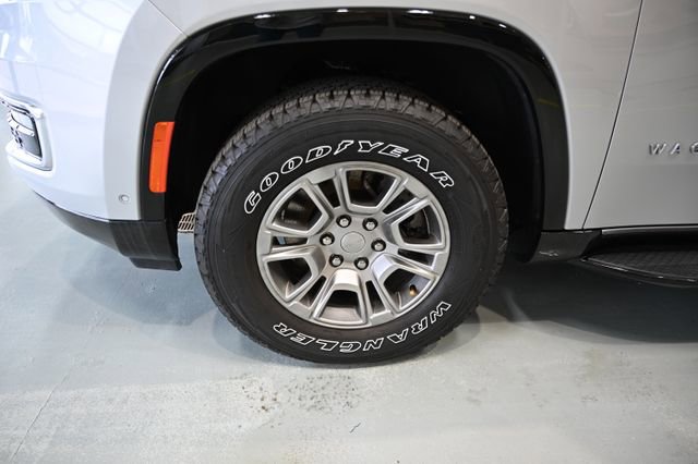 Used 2022 Jeep Wagoneer Series I AWD/4WD image 34