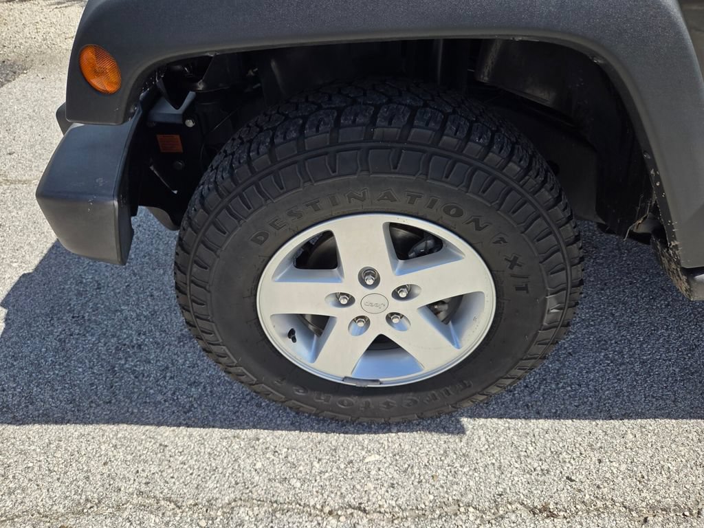 Used 2016 Jeep Wrangler Sport w/ Quick Order Package 24S AWD/4WD image 17
