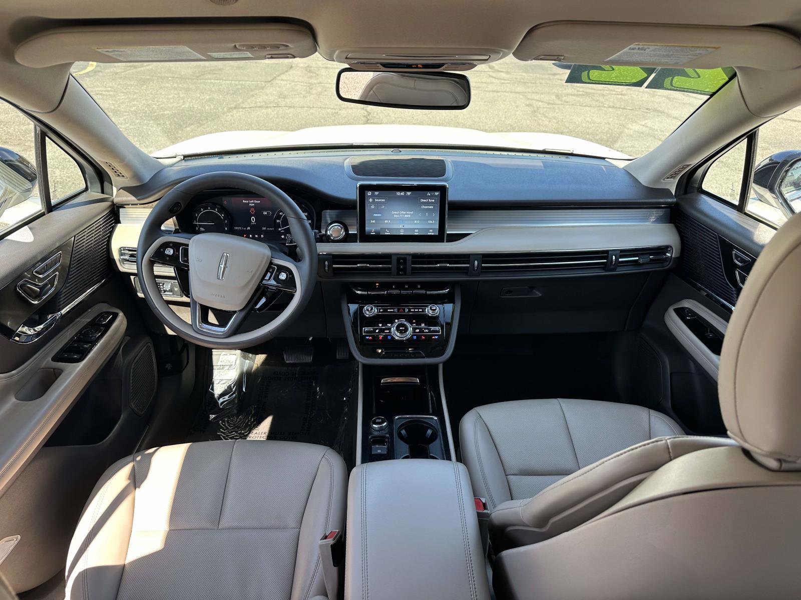 Used 2022 Lincoln Corsair AWD w/ Equipment Group 101A image 12