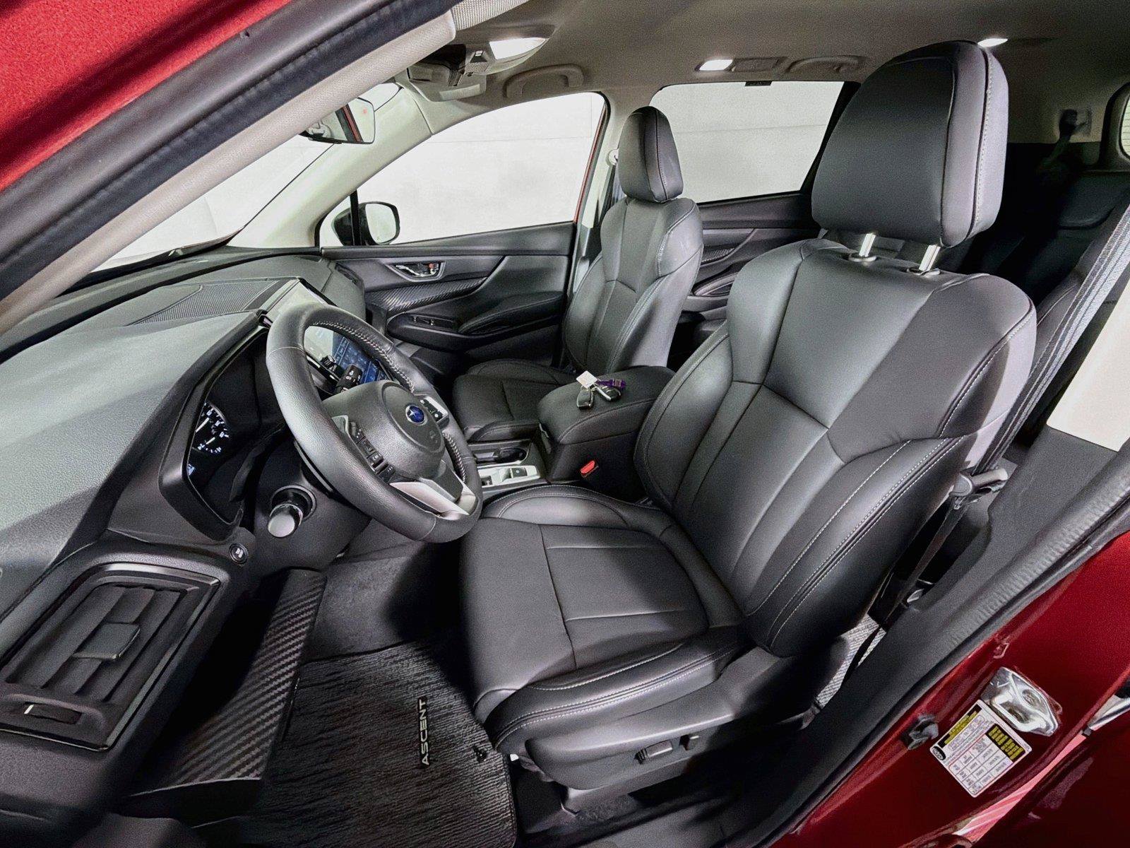 Used 2026 Subaru Ascent Premium AWD/4WD image 2