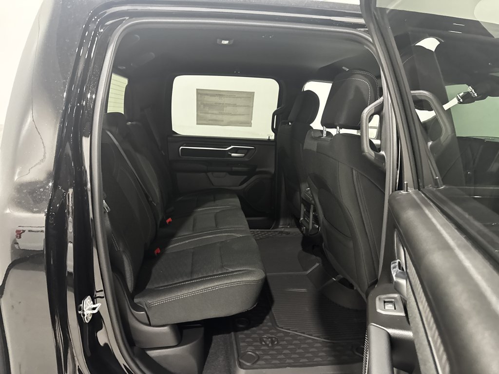 New 2026 RAM 1500 Big Horn AWD/4WD image 22