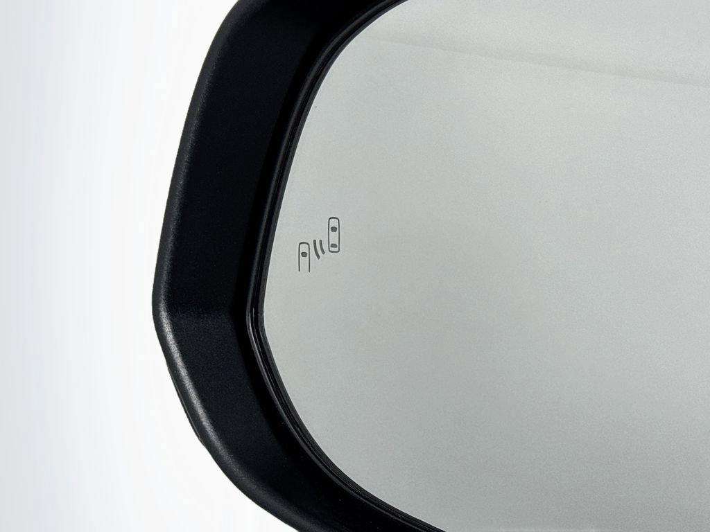 Used 2025 Toyota Tacoma TRD Off-Road image 16