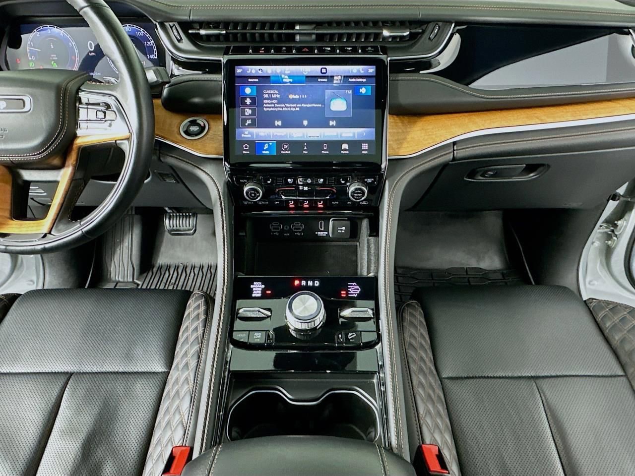 Used 2022 Jeep Grand Cherokee Summit image 12