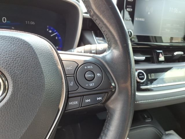 Used 2020 Toyota Corolla XSE FWD image 24