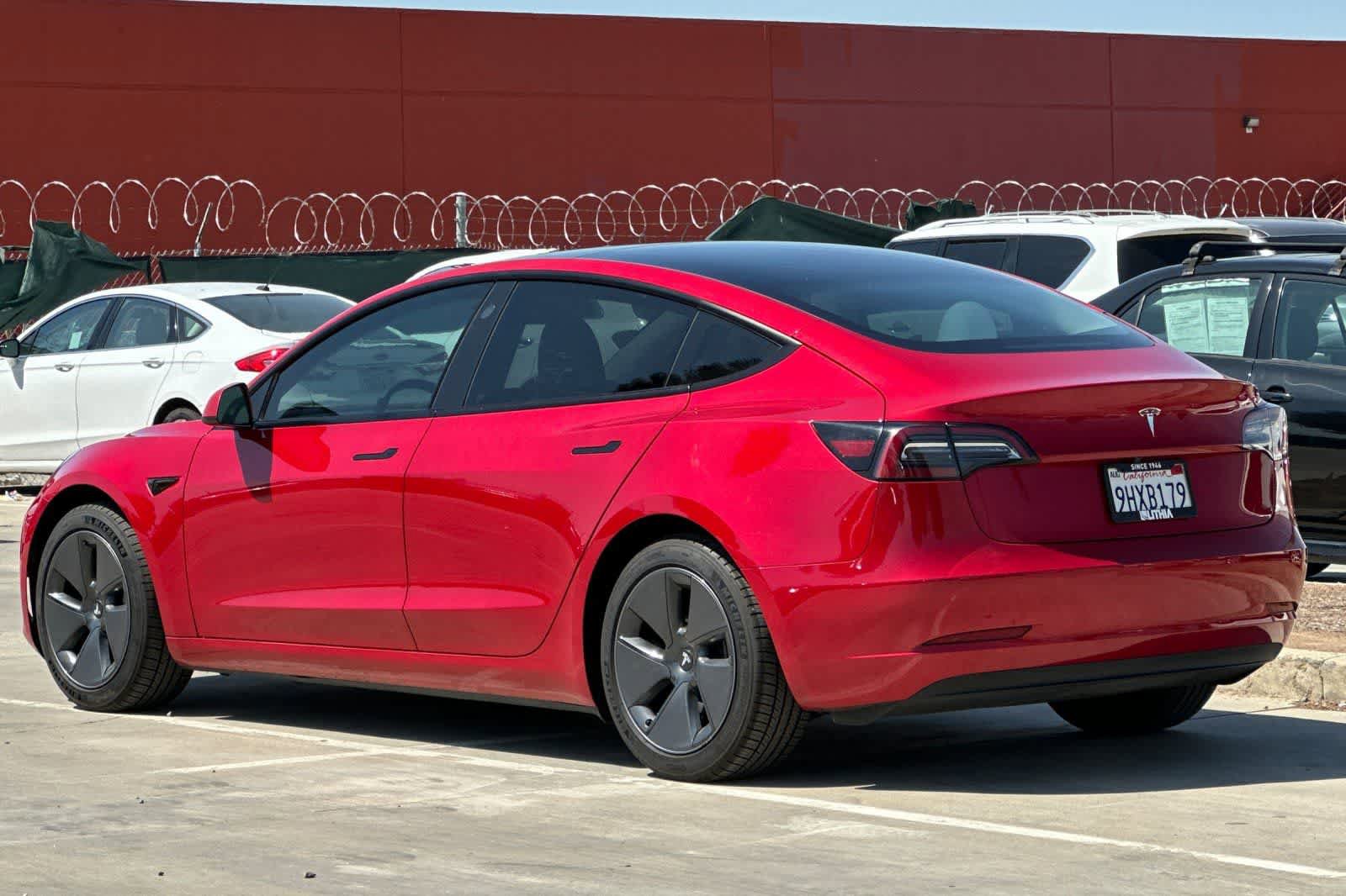 Used 2023 Tesla Model 3 Standard Range RWD image 7