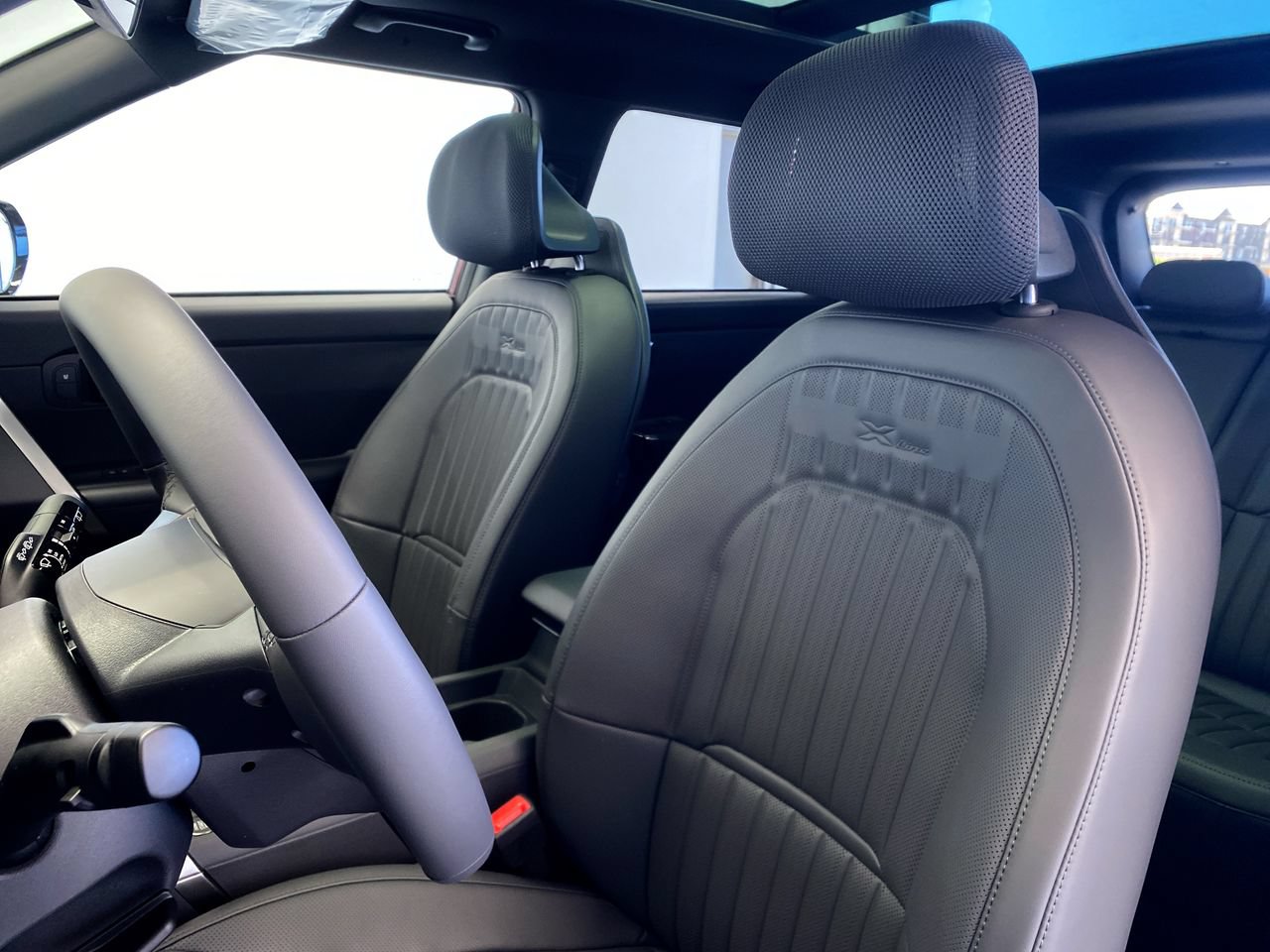 New 2027 Kia Seltos X-Line S w/ X-Line S Premium Package AWD/4WD image 20