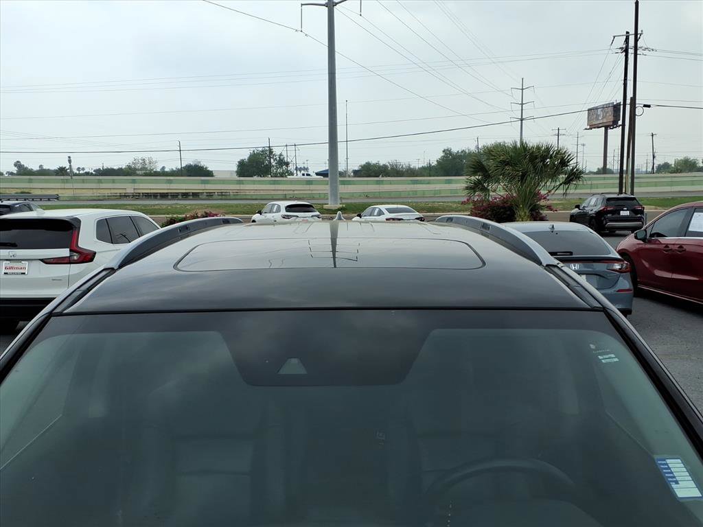 Used 2021 Honda Pilot Touring image 10