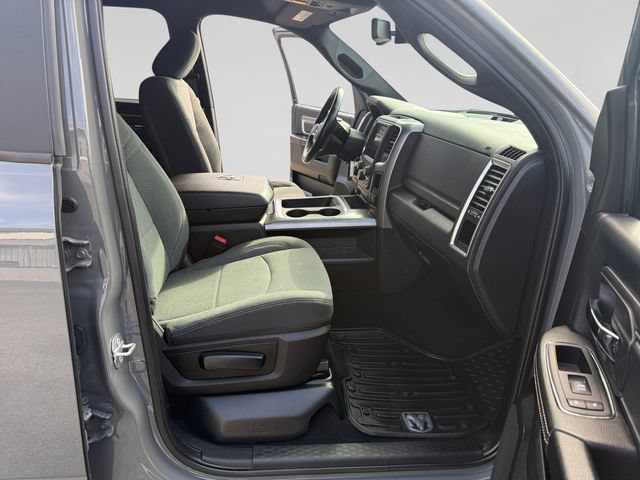 Used 2022 RAM 1500 Warlock w/ Ceramic Grey Warlock Package AWD/4WD image 16
