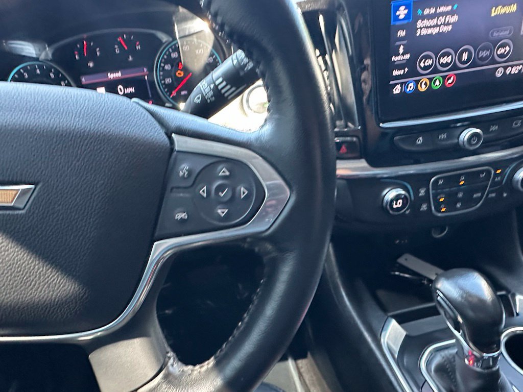Used 2021 Chevrolet Traverse LT w/ LT Premium Package FWD image 29