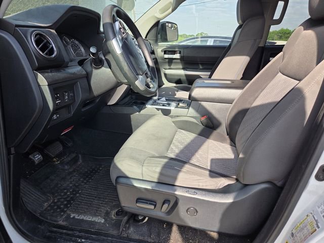 Used 2016 Toyota Tundra SR5 w/ SR5 Upgrade Package image 3
