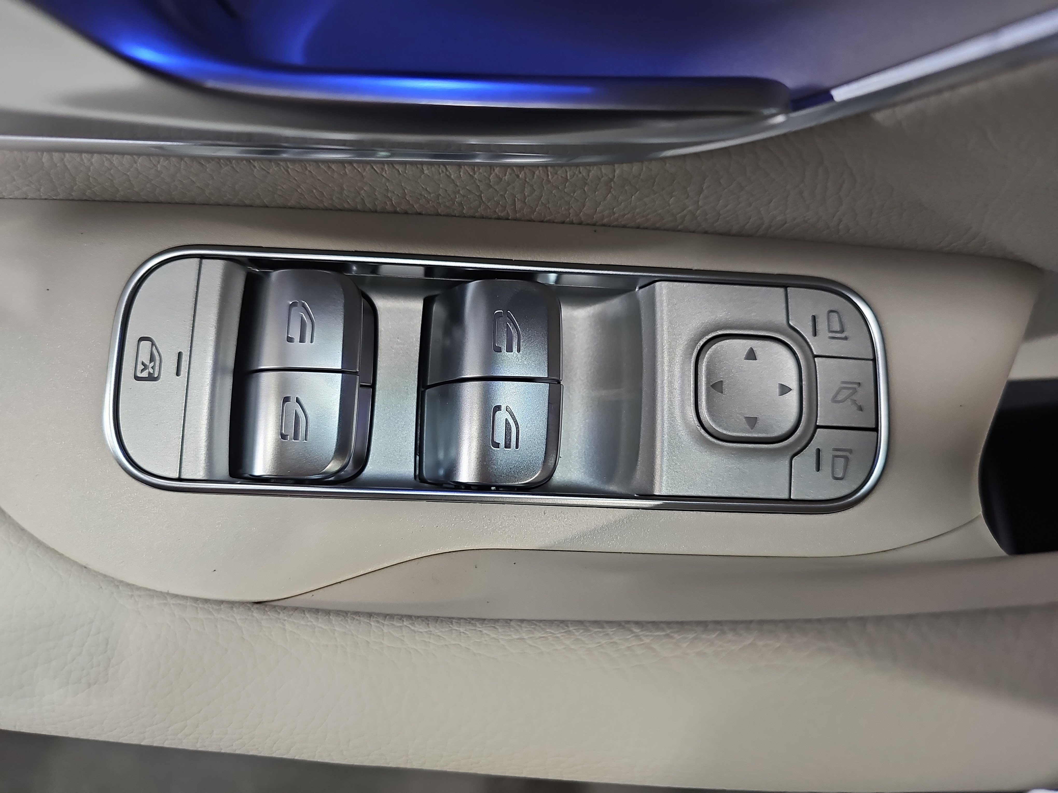 New 2026 Mercedes-Benz GLE 450 4MATIC image 28