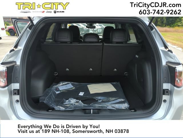 New 2025 Jeep Compass Limited w/ Sun & Sound Group image 22