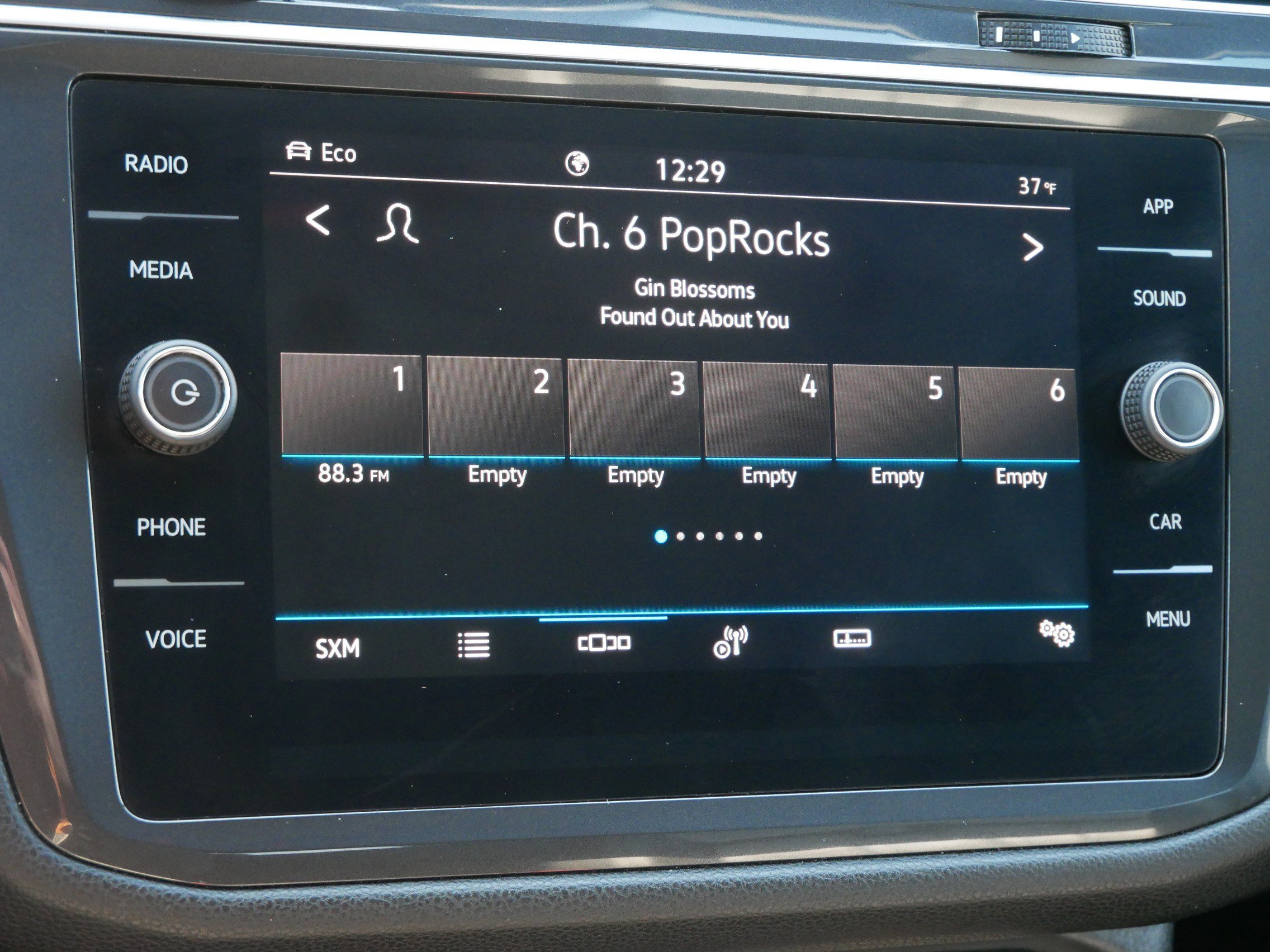 Used 2024 Volkswagen Tiguan SE R-Line w/ MDO Package, Two-Row image 22