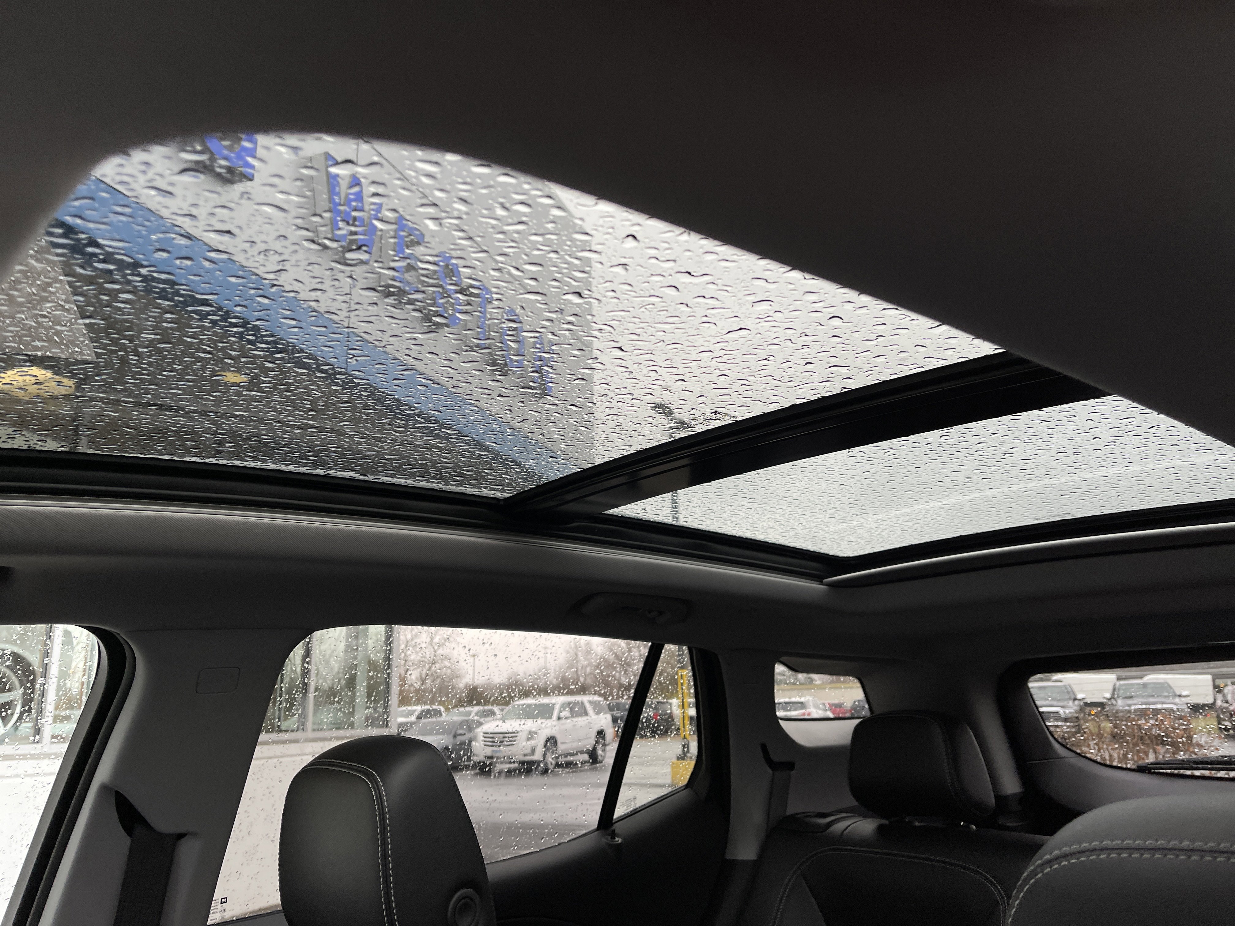 Used 2024 GMC Terrain SLT w/ Infotainment Package II image 29