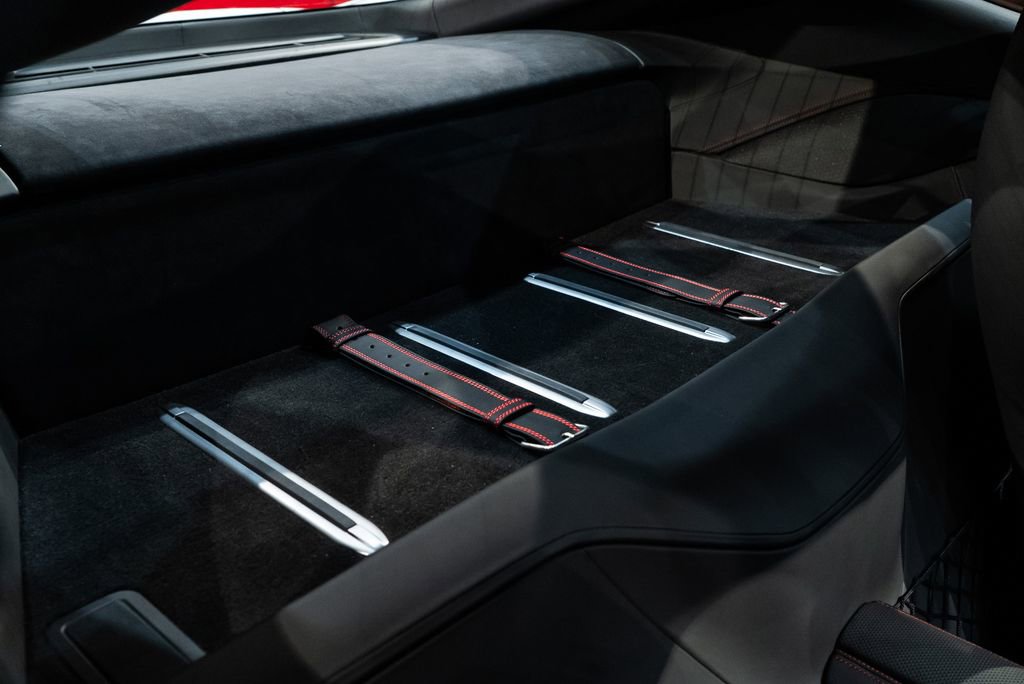 Used 2020 Ferrari 812 Superfast RWD image 54