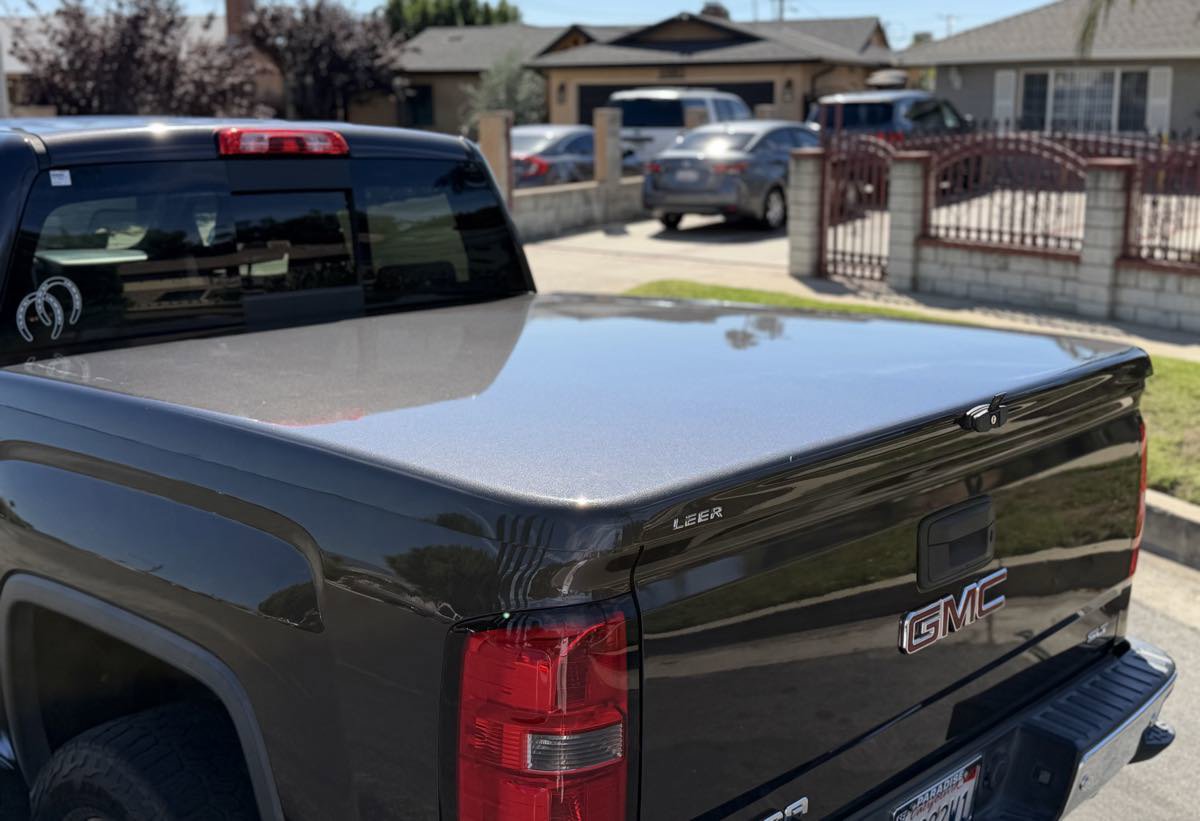 Used 2015 GMC Sierra 1500 SLT w/ SLT Crew Cab Value Package image 17