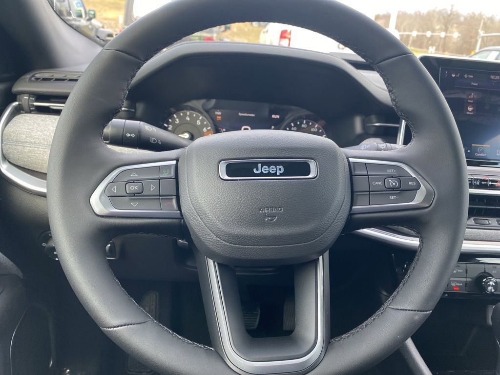 New 2026 Jeep Compass Latitude image 27