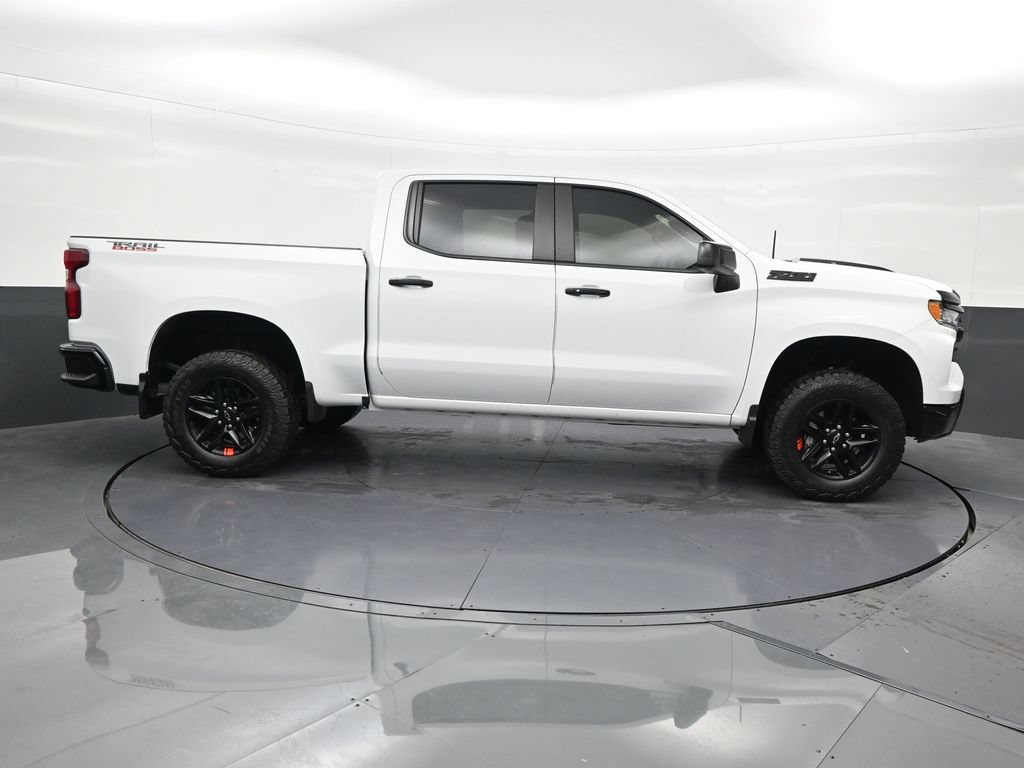 Used 2024 Chevrolet Silverado 1500 LT Trail Boss AWD/4WD image 7