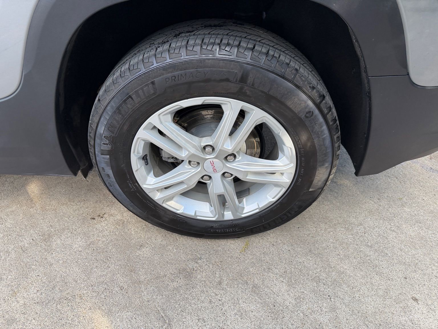 Used 2024 GMC Terrain SLE w/ Driver Convenience Package image 36