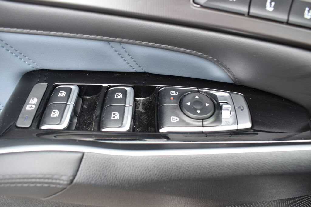 Used 2025 Kia Sorento SX Prestige AWD/4WD image 16