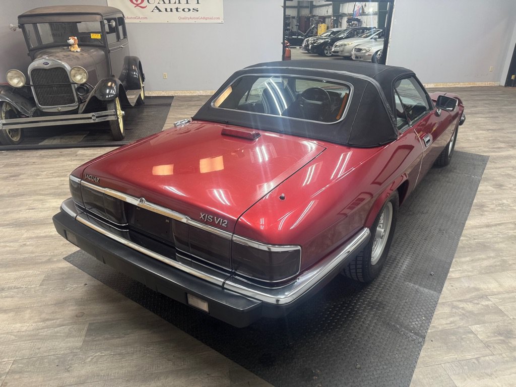 Used 1992 Jaguar XJS V12 Convertible RWD image 10