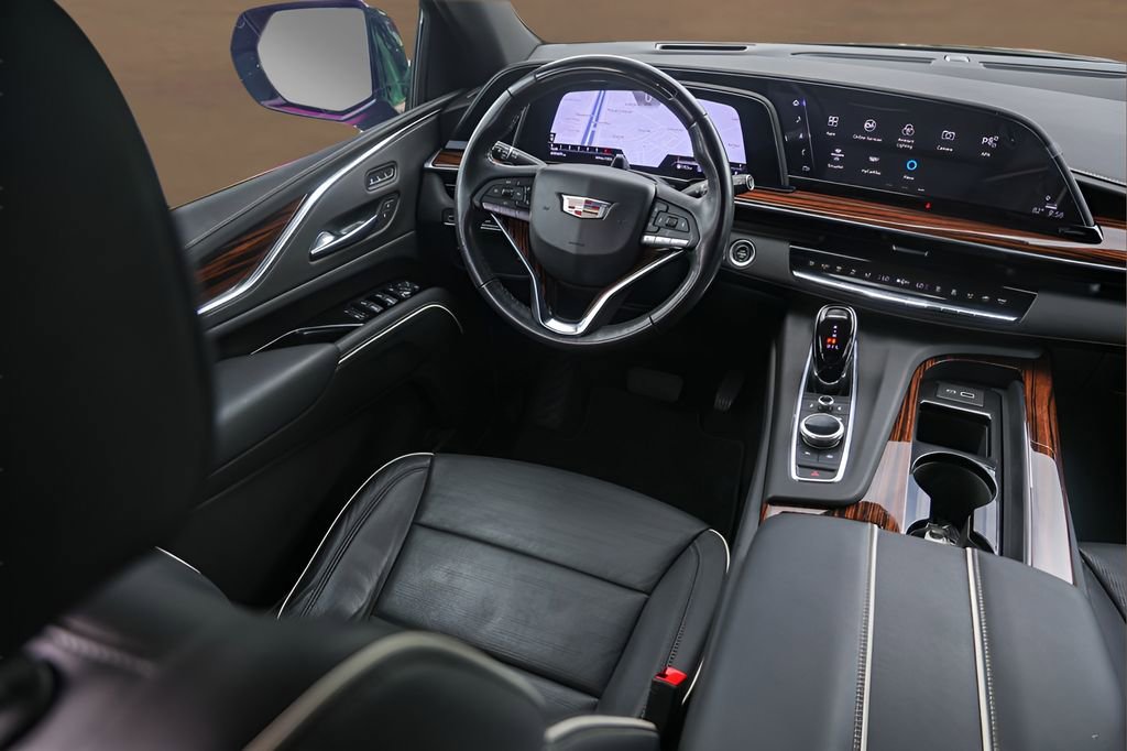 Certified 2022 Cadillac Escalade ESV Premium Luxury AWD/4WD image 29