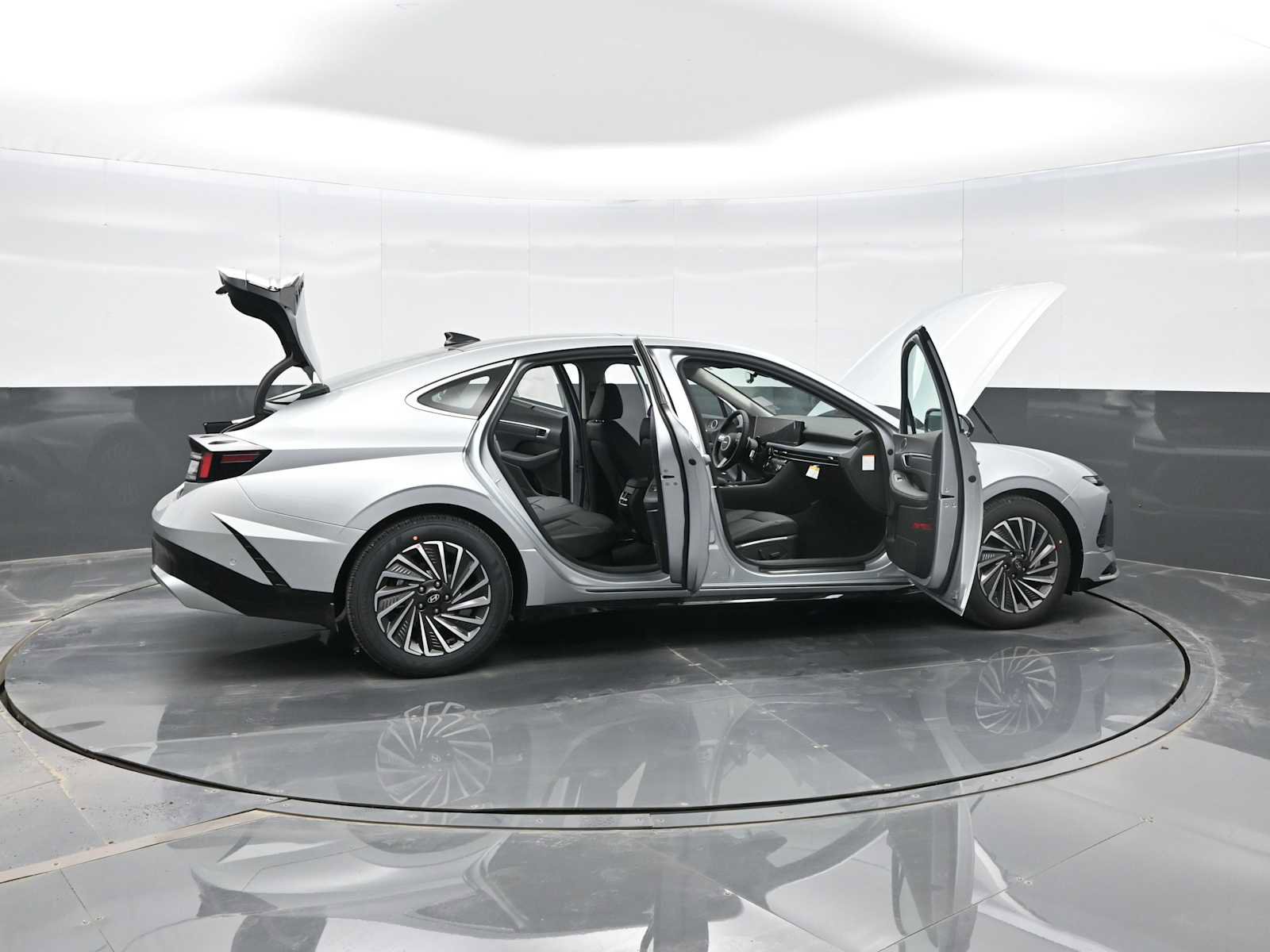 New 2026 Hyundai Sonata Limited image 38