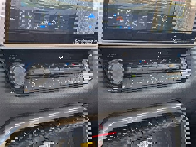 Used 2023 Toyota Tundra Limited image 15