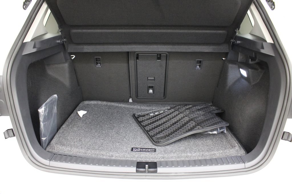 New 2026 Volkswagen Taos SEL AWD/4WD image 30