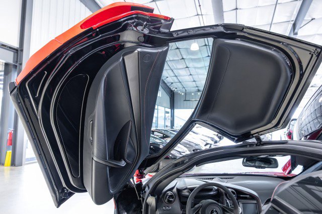 Used 2021 McLaren 765LT RWD image 48