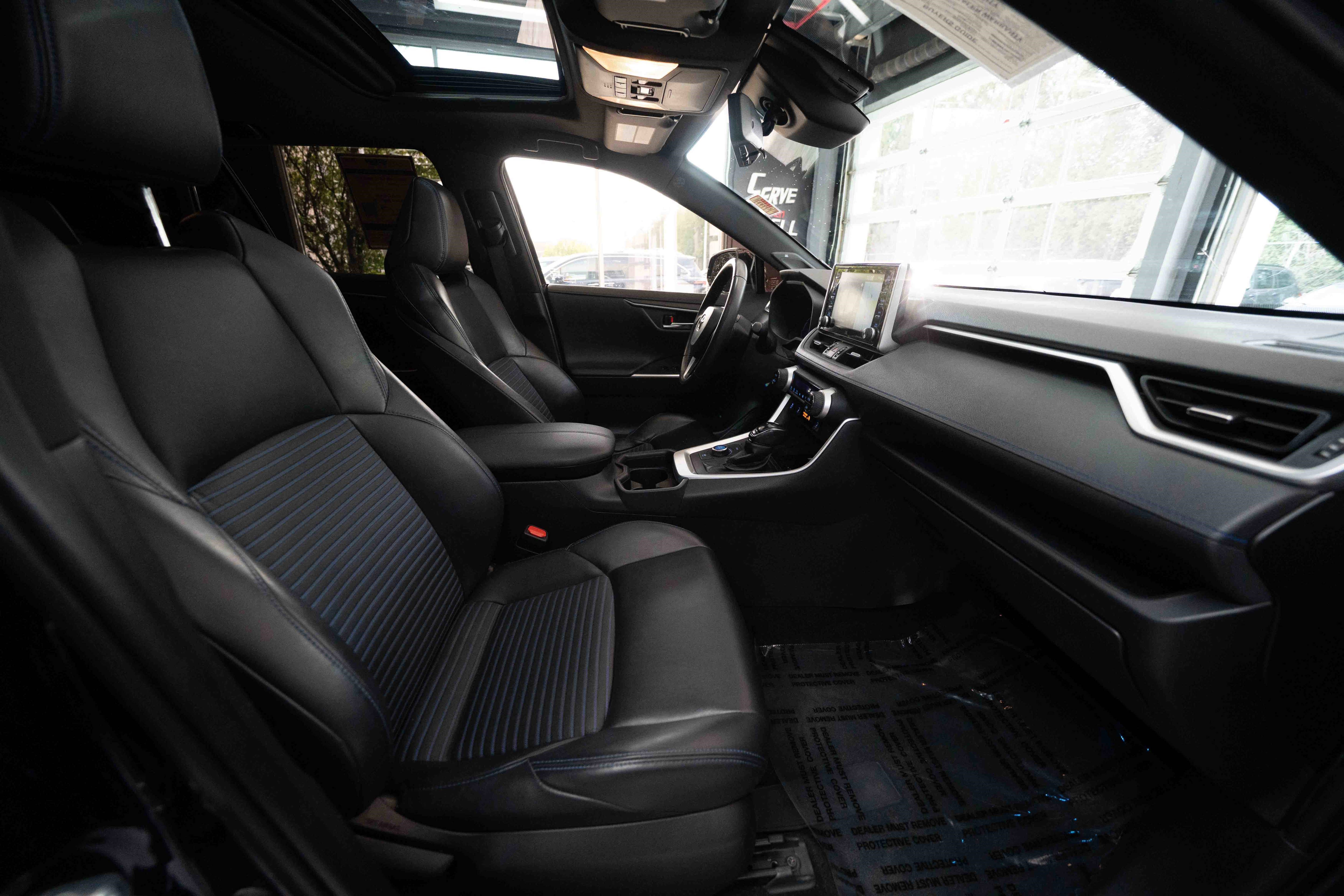 Used 2020 Toyota RAV4 XSE AWD/4WD image 27