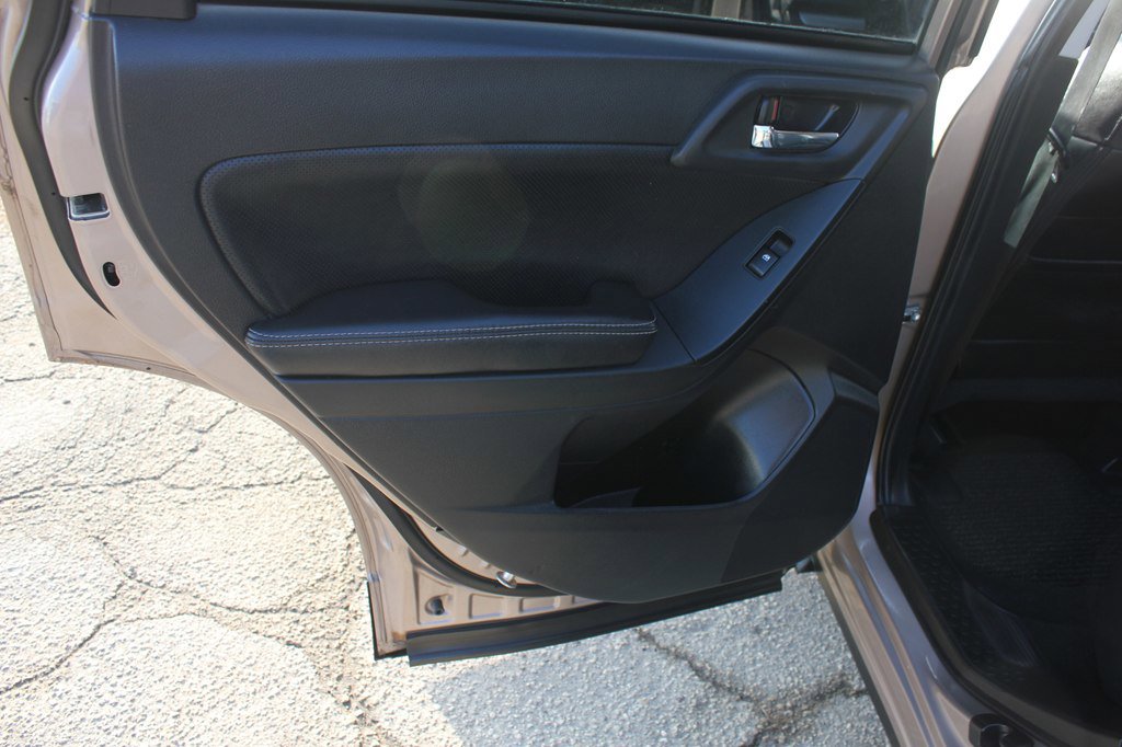 Used 2014 Subaru Forester 2.5i Limited w/ Popular Package #2 AWD/4WD image 40