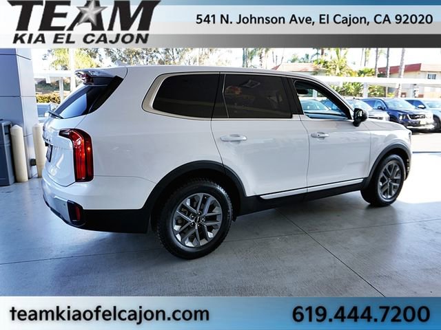 Certified 2024 Kia Telluride LX image 8